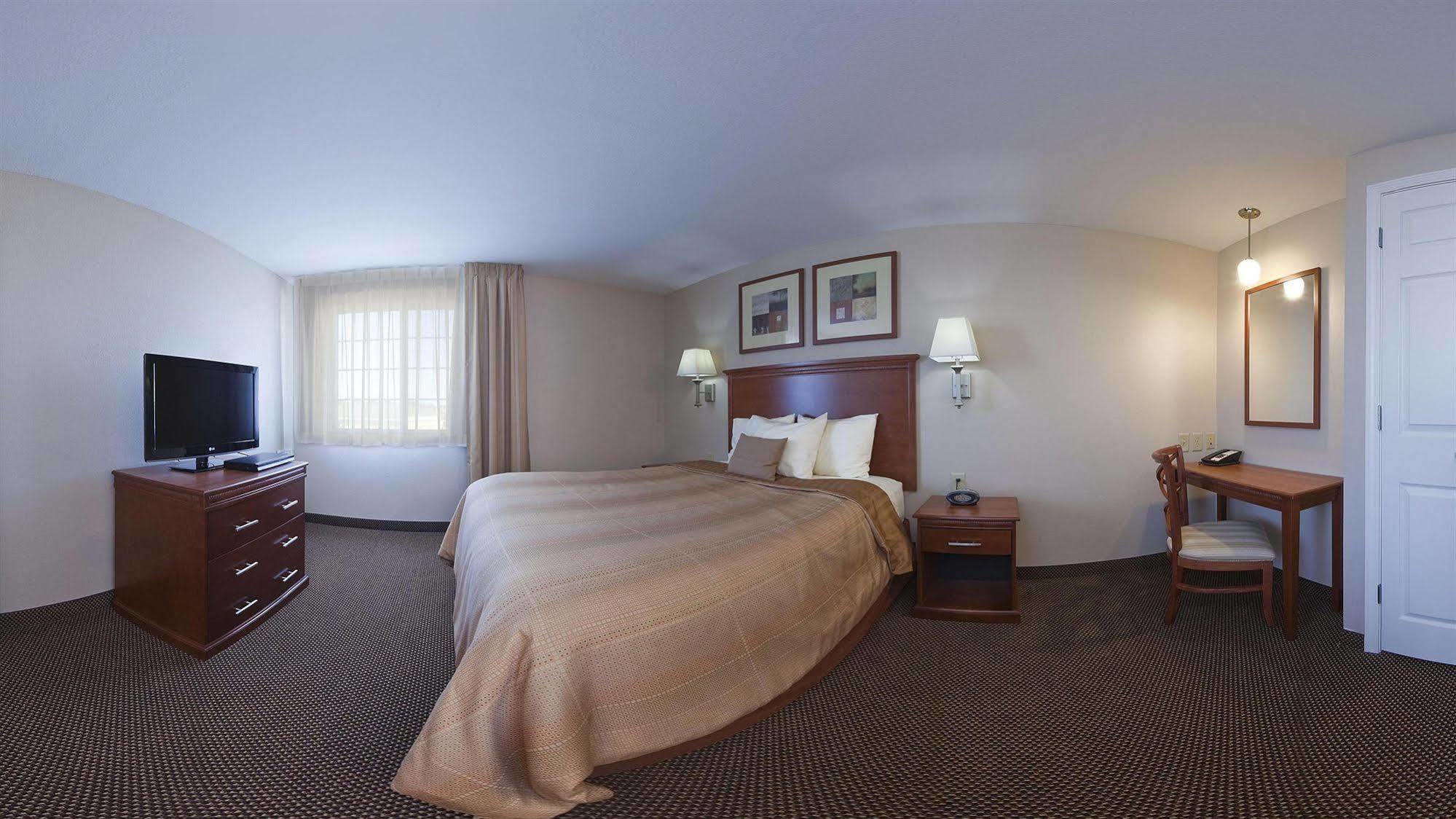 Candlewood Suites Lafayette By Ihg Exterior photo
